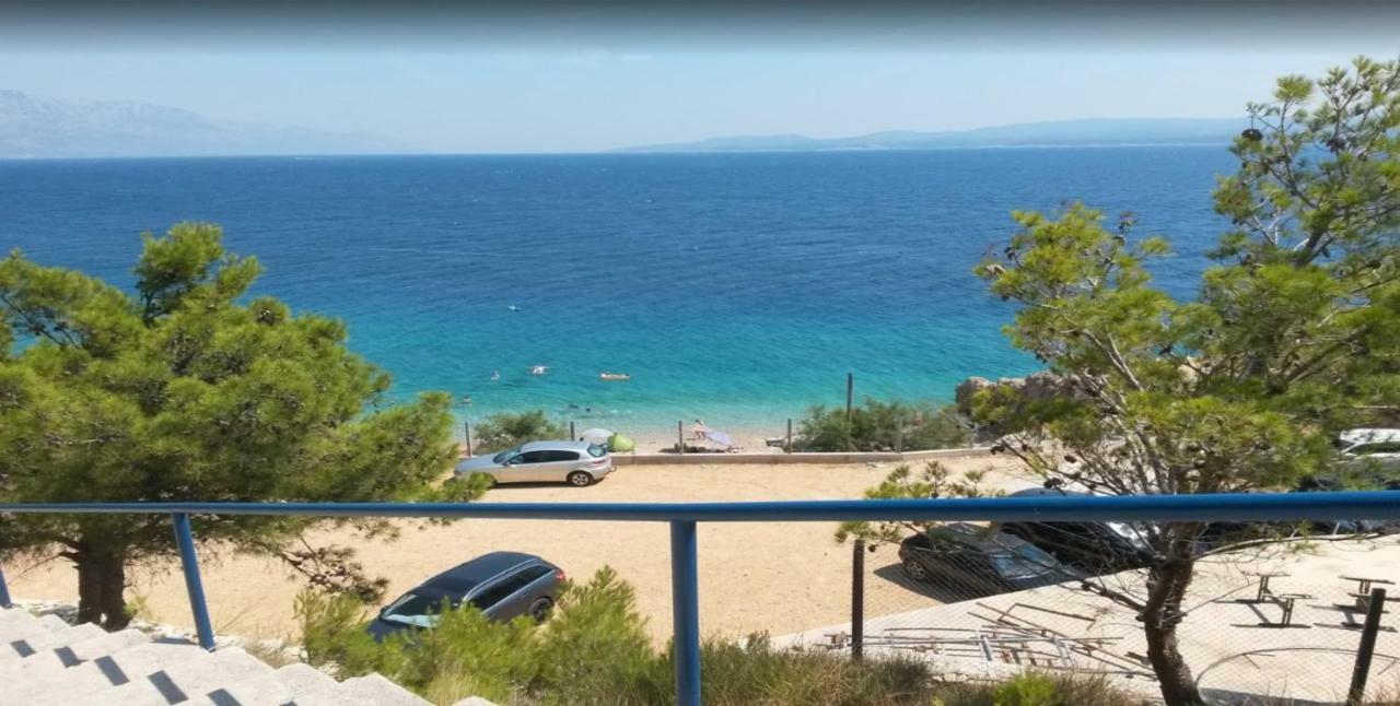 Beach Time Villa Оміш Екстер'єр фото