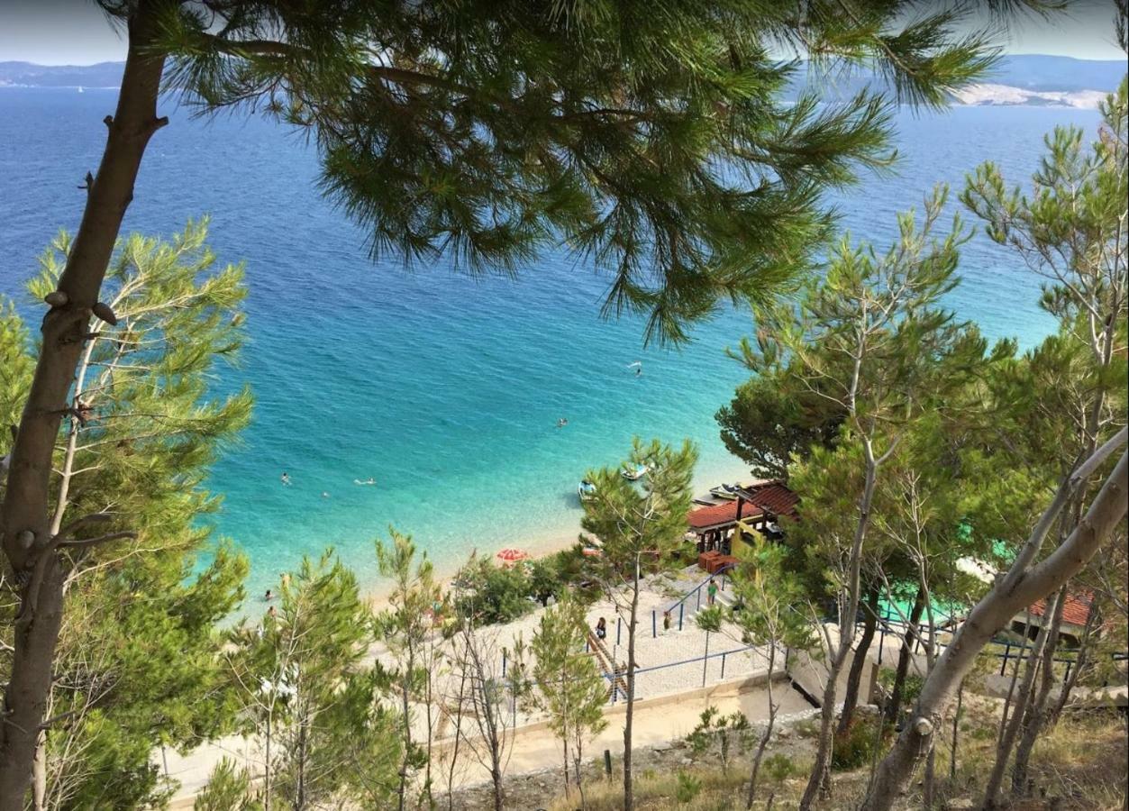 Beach Time Villa Оміш Екстер'єр фото