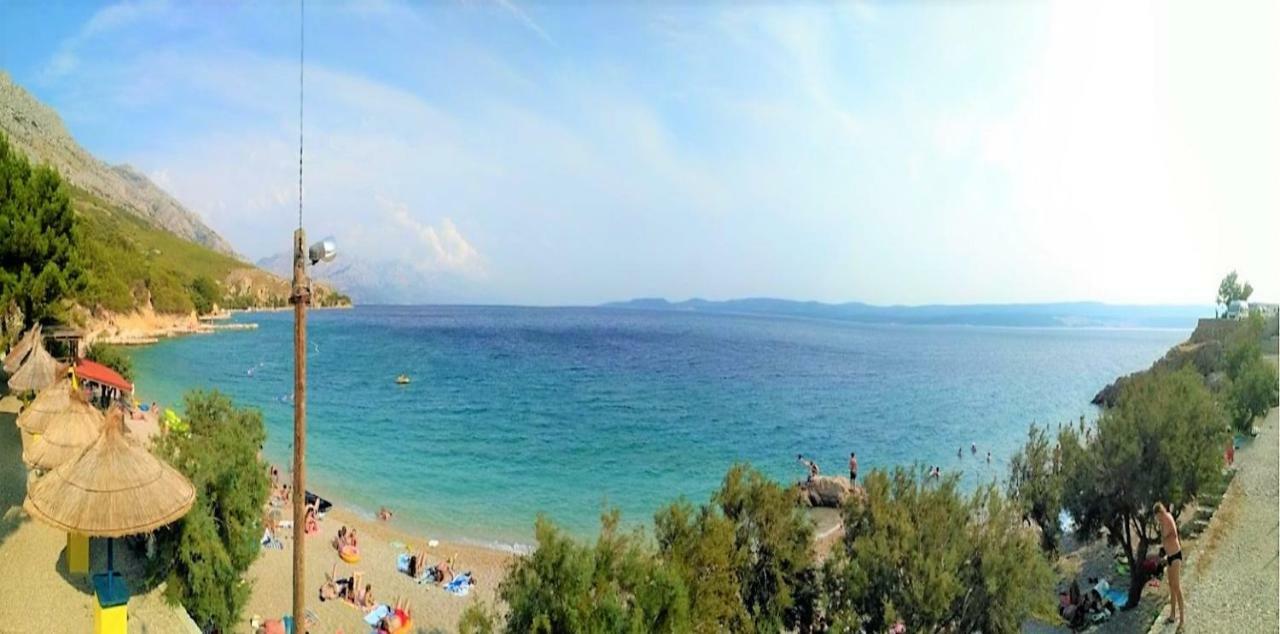 Beach Time Villa Оміш Екстер'єр фото