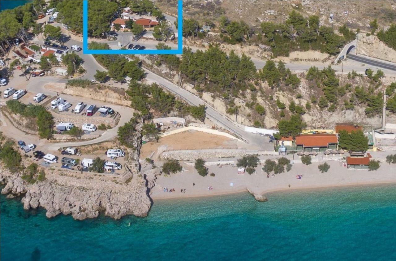 Beach Time Villa Оміш Екстер'єр фото